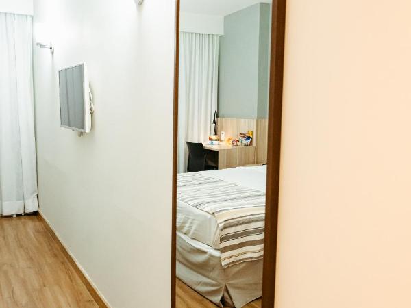 Days Inn by Wyndham Rio de Janeiro Lapa : photo 6 de la chambre chambre standard lit queen-size