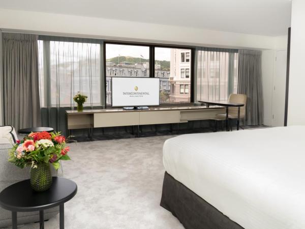 InterContinental Wellington, an IHG Hotel : photo 1 de la chambre chambre lit king-size premium avec vue sur le port