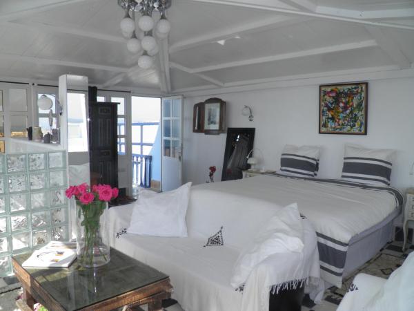 La Maison des Artistes : photo 2 de la chambre loft - pavillon césar avec terrasse privée