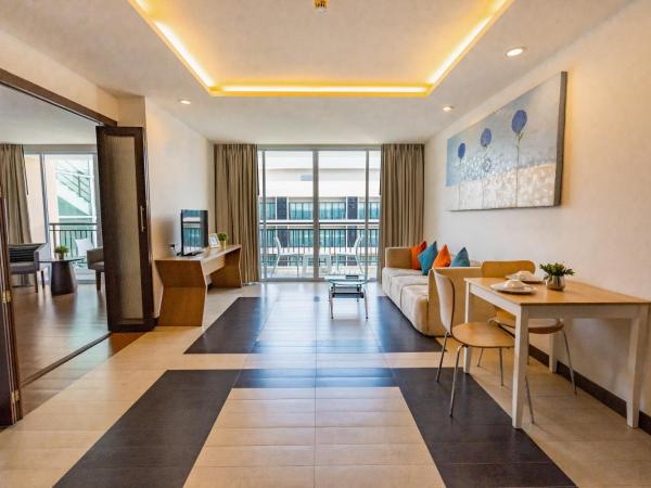 Hotel J Pattaya - SHA Extra Plus : photo 7 de la chambre suite junior