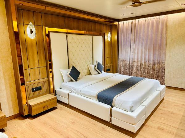 Hotel Safari : photo 5 de la chambre chambre lit king-size