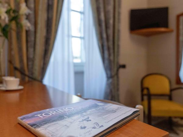 Hotel Bologna : photo 8 de la chambre chambre double Économique