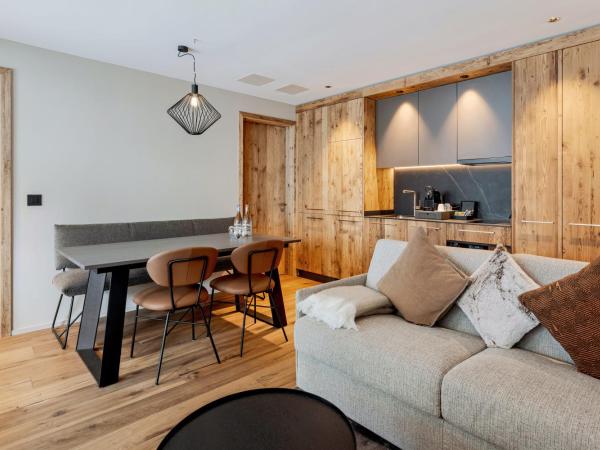 Postresidenz am See : photo 1 de la chambre suite 1 chambre - vue sur ville