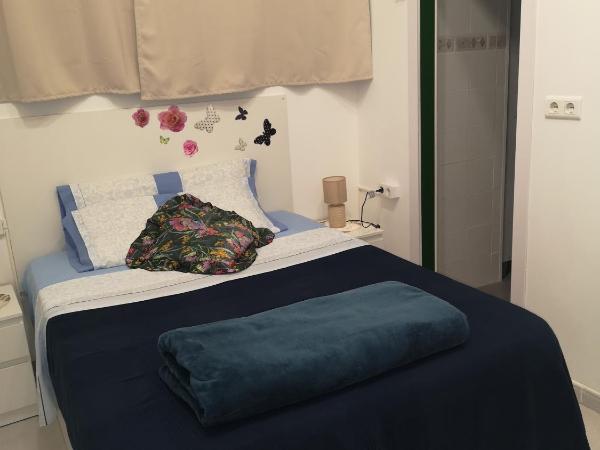 Hostel de las Facultades : photo 8 de la chambre chambre double avec salle de bains privative