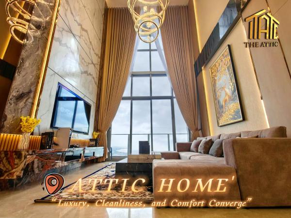 Attic Home Melaka Silverscape Residence & Jonker : photo 3 de la chambre seaview luxury penthouse - private karaoke room i pool table i ps5 i mahjong