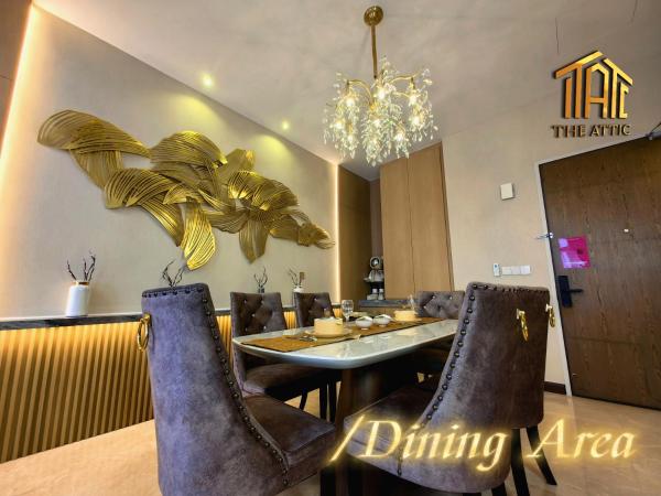 Attic Home Melaka Silverscape Residence & Jonker : photo 9 de la chambre seaview luxury penthouse - private karaoke room i pool table i ps5 i mahjong