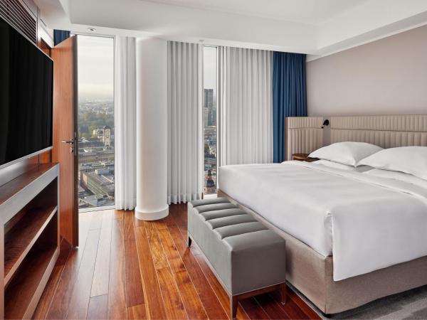 JW Marriott Hotel Frankfurt : photo 4 de la chambre grande suite king de luxe