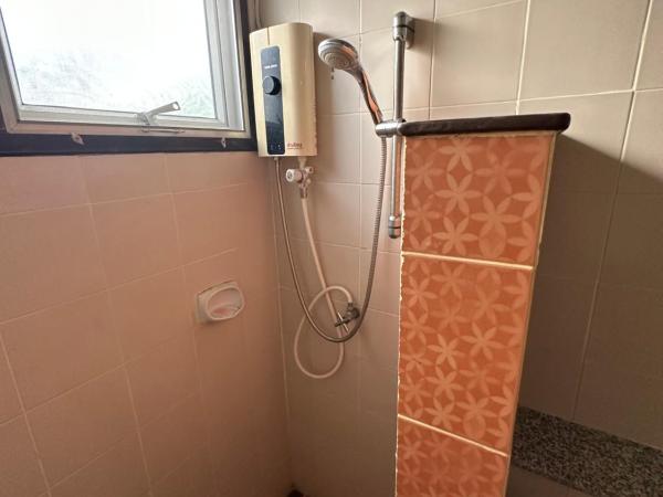 SJ House : photo 10 de la chambre chambre lits jumeaux standard avec vue sur jardin