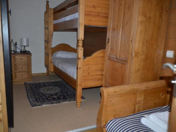 Hôtel et Chalet Au Coin Du Feu Chilly Powder : photo 7 de la chambre appartement en duplex