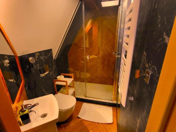 Chałpa u Zbójnika : photo 6 de la chambre chambre familiale avec balcon