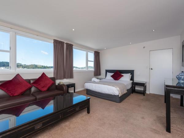 Capital View Motor Inn : photo 2 de la chambre suite penthouse