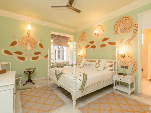 Laalee : photo 1 de la chambre chambre double avec salle de bains privative