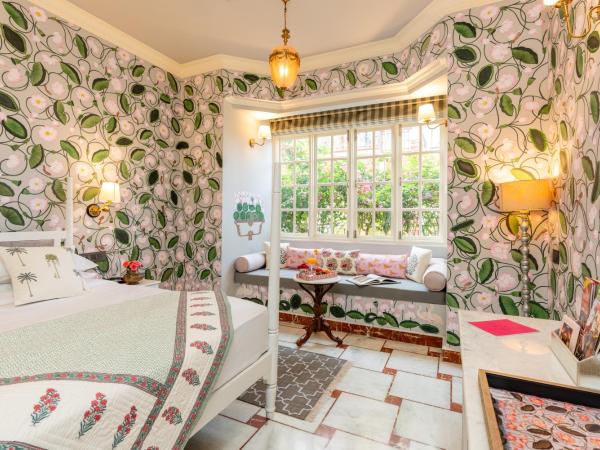 Laalee : photo 6 de la chambre chambre double avec salle de bains privative