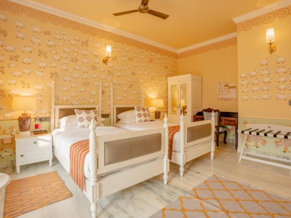 Laalee : photo 1 de la chambre chambre double avec salle de bains privative