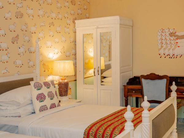 Laalee : photo 5 de la chambre chambre double avec salle de bains privative