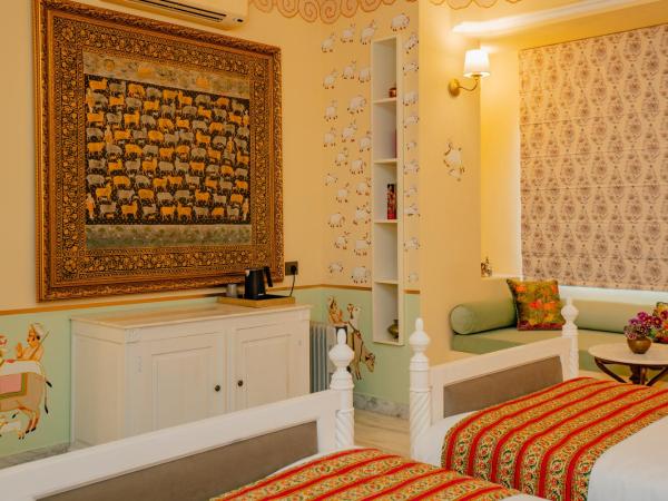 Laalee : photo 10 de la chambre chambre double avec salle de bains privative