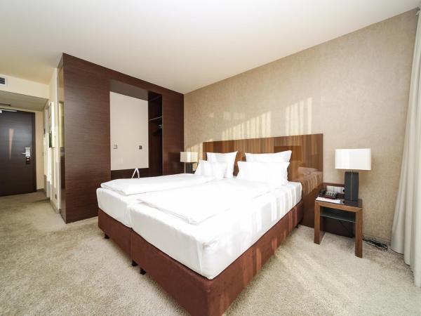 l'Arrivée Hotel & Spa : photo 9 de la chambre chambre confort