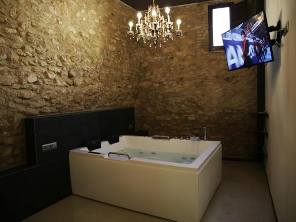 L'Otelet By Sweet : photo 1 de la chambre suite deluxe avec baignoire spa