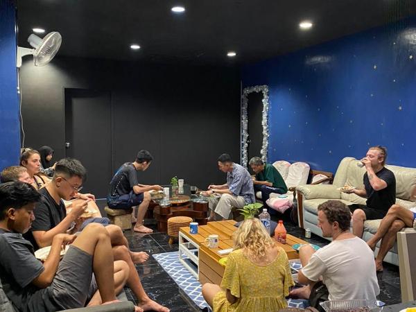 H2 Premium Backpackers : photo 9 de la chambre dortoir pour hommes de 6 lits