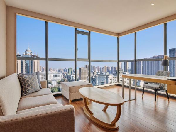 Hilton Garden Inn Wuhan Hankou : photo 4 de la chambre chambre lit king-size premium