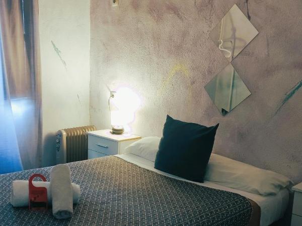 SevillaDream : photo 3 de la chambre chambre double avec balcon