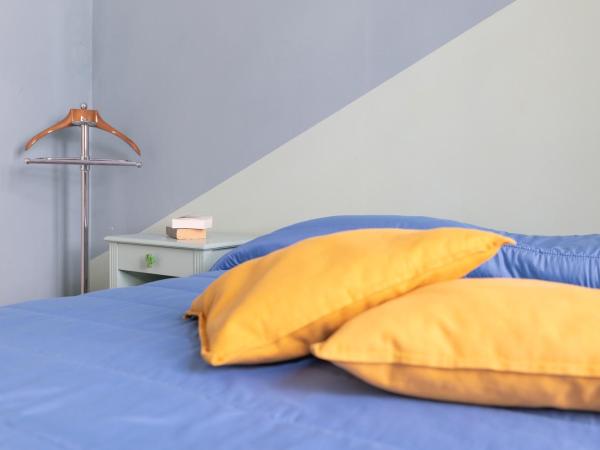 Ostello degli Elefanti : photo 3 de la chambre chambre double ou lits jumeaux avec salle de bains privative