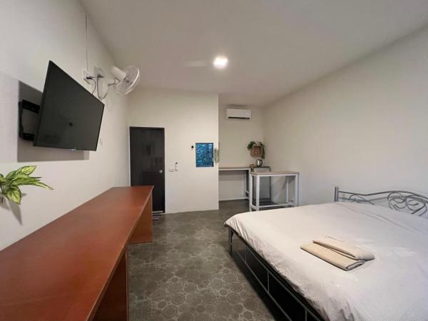 Sleep Inn - Lonely Beach : photo 1 de la chambre chambre double Économique