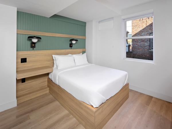 Riverside Tower Hotel : photo 3 de la chambre chambre double pour personnes à mobilité réduite