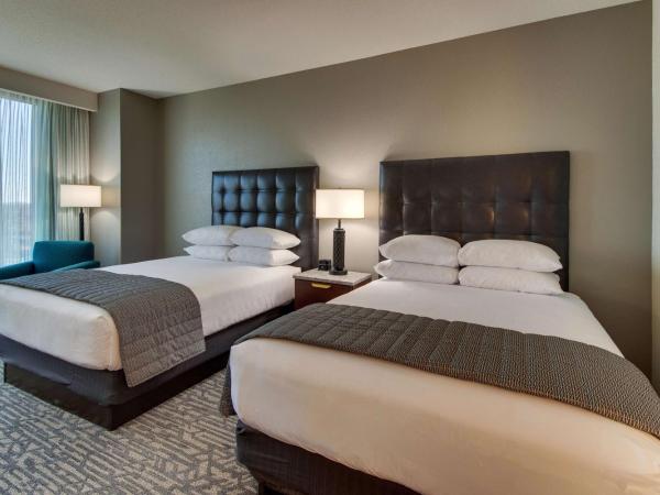 Drury Plaza Hotel Nashville Downtown : photo 3 de la chambre chambre deluxe avec 2 lits queen-size