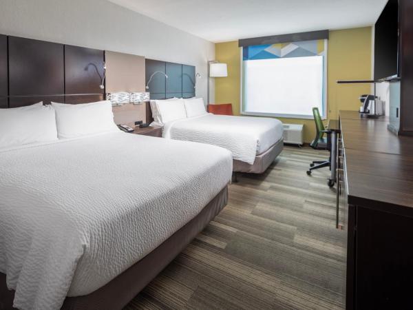 Holiday Inn Express Cruise Airport, an IHG Hotel : photo 2 de la chambre chambre double avec 2 lits doubles