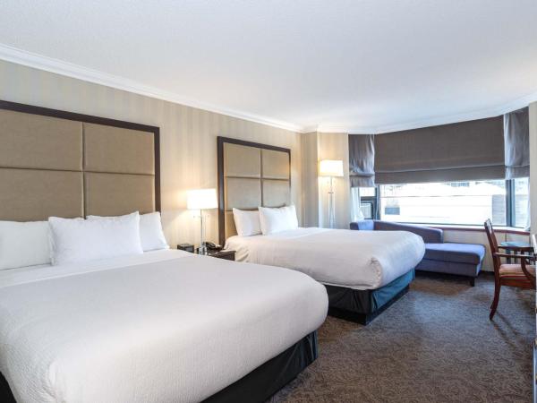 Sandman Signature Edmonton Downtown Hotel : photo 1 de la chambre chambre deluxe avec 2 lits doubles - Étages intermédiaires