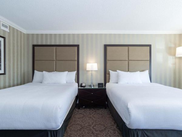 Sandman Signature Edmonton Downtown Hotel : photo 3 de la chambre chambre premium avec 2 lits queen-size - derniers Étages