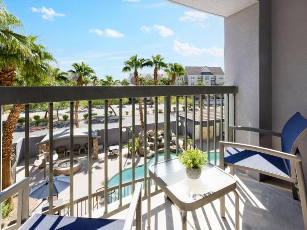 Courtyard By Marriott Las Vegas Stadium Area : photo 4 de la chambre chambre avec 2 grands lits queen-size