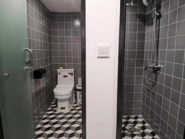 Yootel Hostel : photo 3 de la chambre lit dans dortoir pour femmes de 4 lits