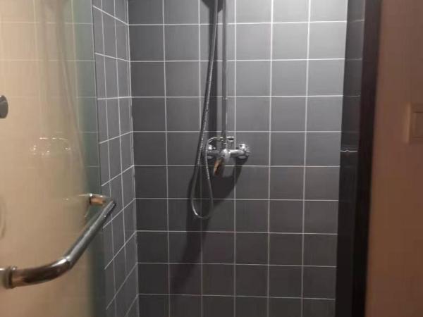 Yootel Hostel : photo 5 de la chambre lit dans dortoir pour femmes de 4 lits