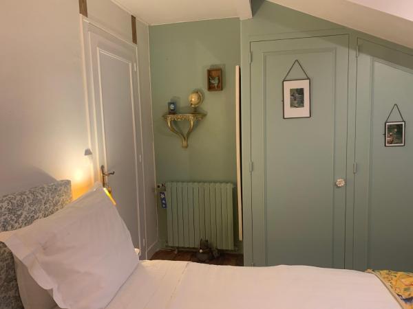 La Croix Blanche : photo 3 de la chambre chambre lit queen-size deluxe