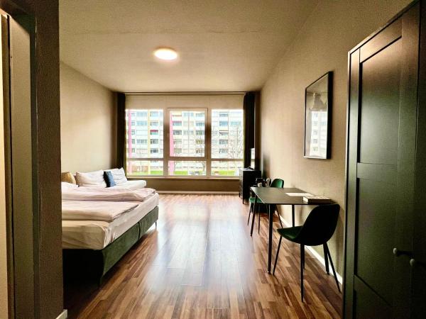 N8 ROOMS - by Leipzig Suites : photo 5 de la chambre chambre double avec lit d'appoint
