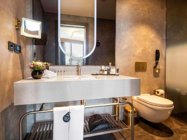 Radisson Collection Hotel, Vadistanbul : photo 5 de la chambre suite junior - vue sur ville et forêt