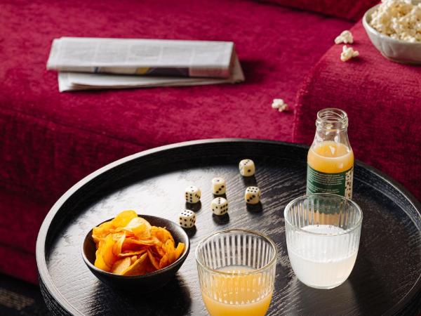 Babylon Hotel Den Haag : photo 3 de la chambre suite junior - chambre familiale