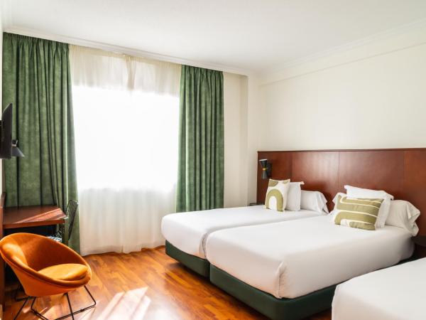 Hotel Casón del Tormes by HappyCulture : photo 1 de la chambre chambre triple