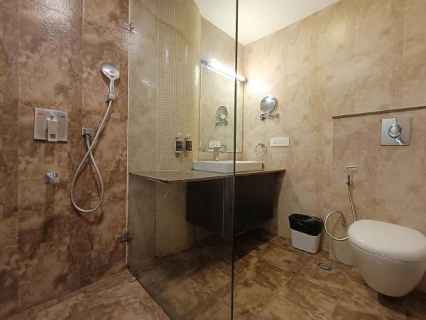 Vesta Grand Central Udaipur : photo 10 de la chambre suite - vue sur ville