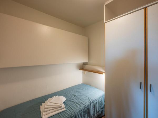 Vayamundo Oostende - Apartments : photo 7 de la chambre appartement confort xl - vue latérale sur mer