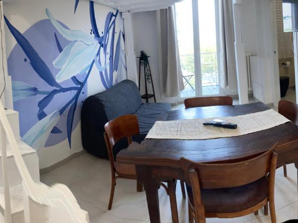 HOLABOLOGNA Luxury Rooms and Flats : photo 6 de la chambre studio avec terrasse