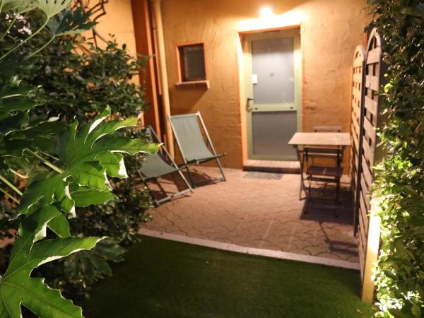 Hotel Pavillon Imperial : photo 6 de la chambre chambre double ou lits jumeaux standard - côté jardin