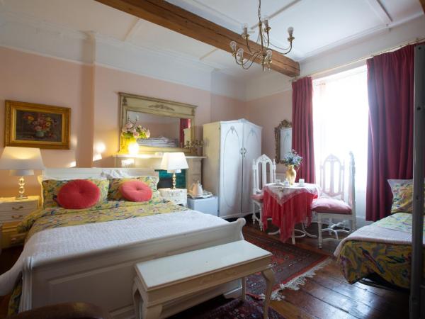 Dawson Place, Juliette's Bed and Breakfast : photo 3 de la chambre chambre familiale