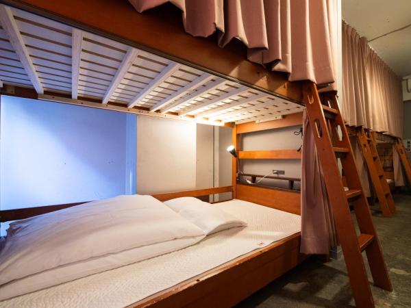 Imano Tokyo Hostel : photo 3 de la chambre lit dans dortoir pour femmes de 6 lits