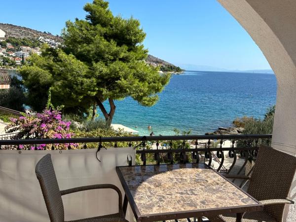 Villa Aequum : photo 10 de la chambre chambre double avec balcon - vue sur mer