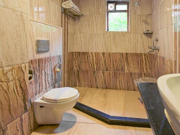 The Byke Grassfield Resort with Outdoor Pool, Shyam Nagar, Jaipur : photo 6 de la chambre suite lit king-size