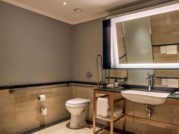 Hilton Buenos Aires : photo 4 de la chambre chambre lit queen-size de luxe - accessible aux personnes à mobilité réduite