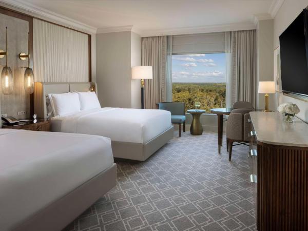 Waldorf Astoria Orlando : photo 3 de la chambre chambre avec 2 lits queen-size de luxe - adaptée aux personnes malentendantes